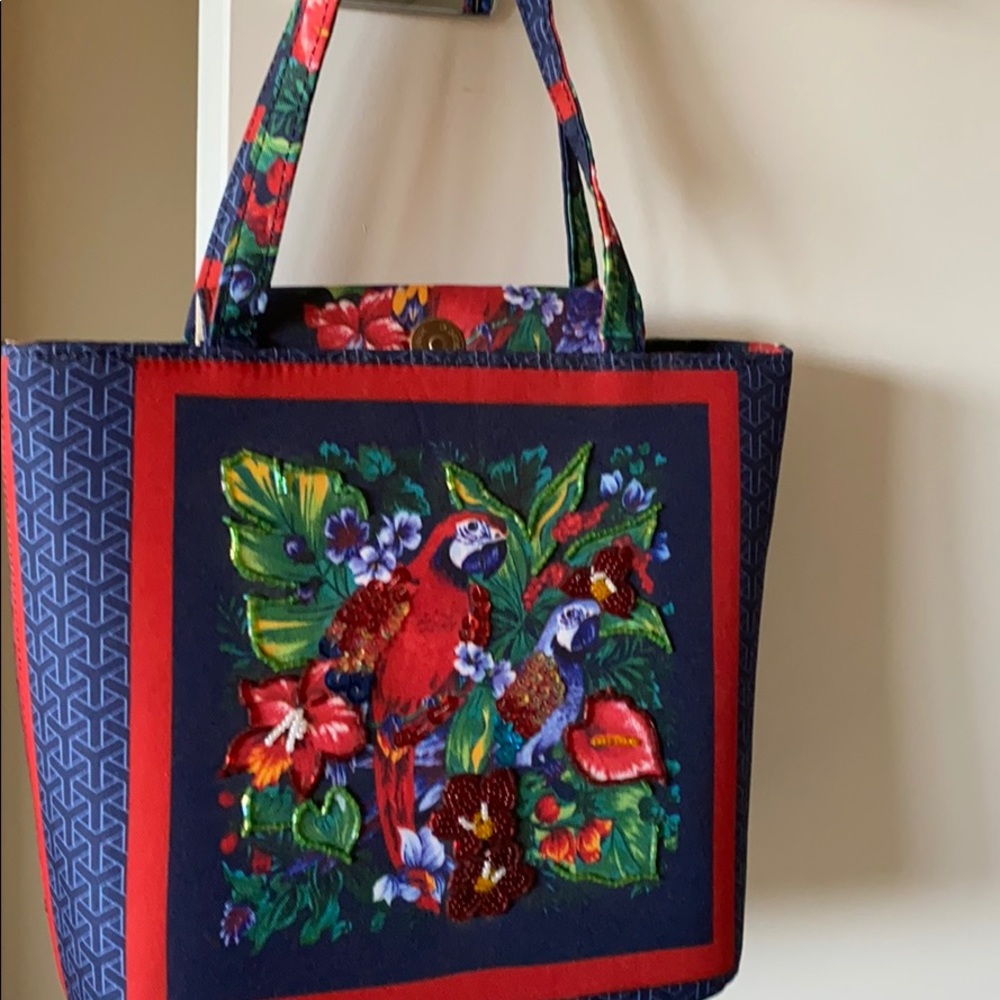 Women” Multi Color Convertible Bag